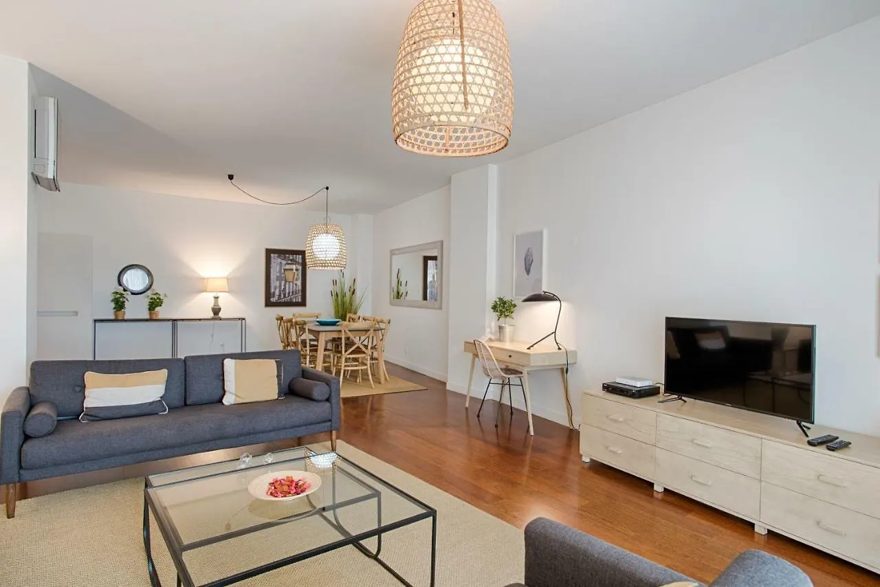 Apartment Libest Ribeira 3 - Time Out Market Lisbon Portugal
